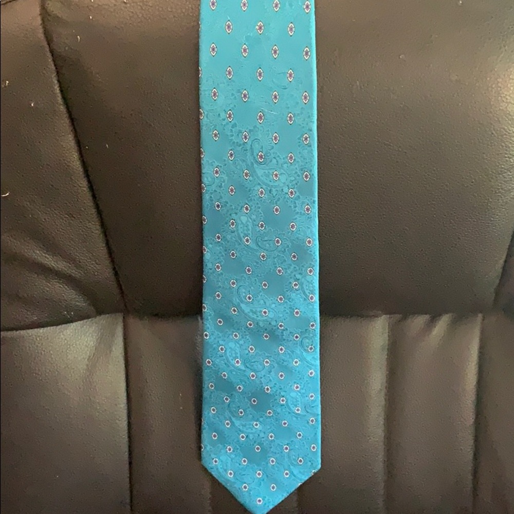 Beautiful like new men’s tie